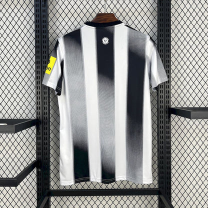 MAILLOT NEW CASTLE 2025/2026