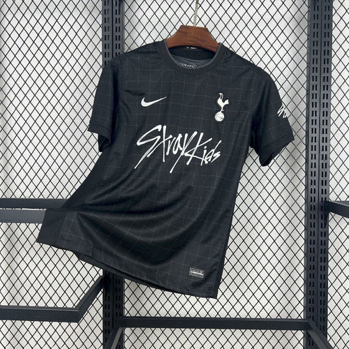 MAILLOT CONCEPT TOTTENHAM 2025/2026