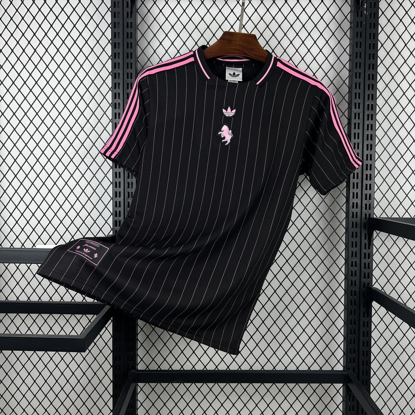 MAILLOT JUVENTUS TERRACE ICONS 2026/2027